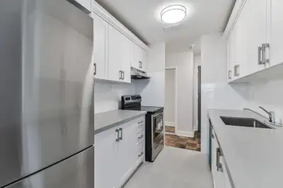 For a limited time - sign a new lease with 1/2 month free rent in the 6th and 12th month! Terms and...