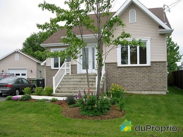$624,000 - Bungalow for sale in Drummondville (St-Nicéphore) — photo 1