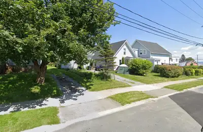452 Summer St Spacious 4-Bedroom in Saint John West! Welcome to this incredibly spacious and bright...