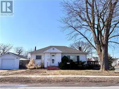 This well-kept home reflects pride of ownership, having been cared for by the same owner. The proper...