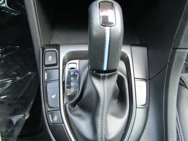 2022 Hyundai Veloster N N POWER 2.0L Turbo / Tech / Carplay / Na in Cars & Trucks in Calgary - Image 40