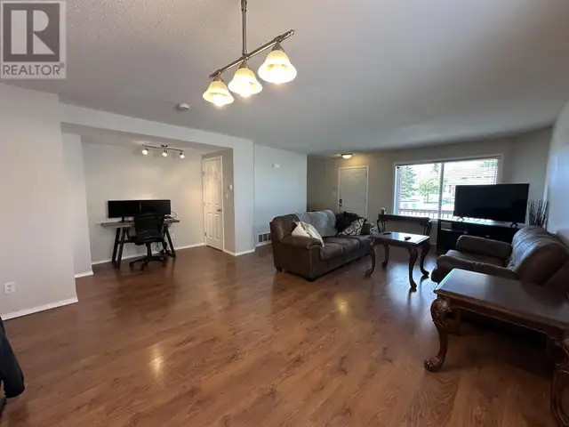 8903-8905 83A STREET Fort St. John, British Columbia in Houses for Sale in Fort St. John - Image 28