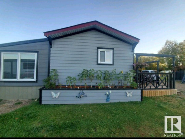 305 Cavale Rd. 5129 Hwy. 18 Rural Barrhead County, Alberta in Houses for Sale in Edmonton - Image 2