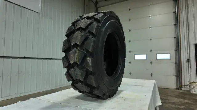 Brand New Skid Steer Tires – 12-16.5 – 14-Ply in Heavy Equipment in Winkler - Image 3