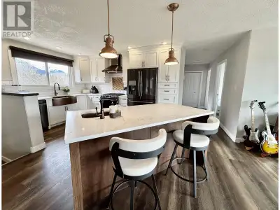 You do not want to miss out on this gorgeously renovated, 4 bed - 3 bathroom house. Located in one o...