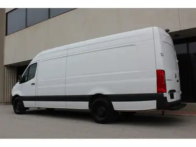 RARE FIND 177 EXTRA EXTENDED !!! 2022 MERCEDES SPRINTER 2500 -- 177 EXTRA EXTENDED -- HIGH ROOF -- 3...