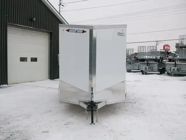 2025 Weberlane CARGO ALUMINIUM 6' X 12' V-NOSE 2 ESSIEUX VTT MOT in Cargo & Utility Trailers in Laval / North Shore - Image 3