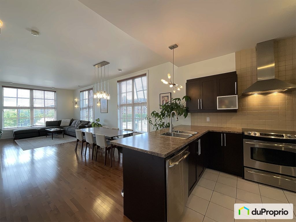 $699,000 - Condominium for sale in St-Laurent — photo 1