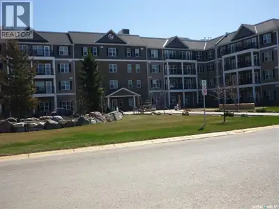 Cumberland Villas in Tisdale , Saskatchewan unit 223 offers a unique 1 bedroom suite located on the...