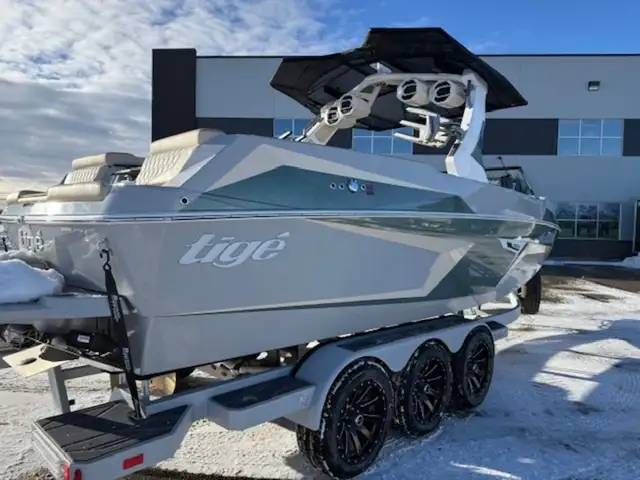 2026 Tige 24RZX in Powerboats & Motorboats in Saskatoon - Image 6
