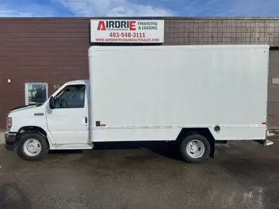 2017 Ford E-450 Cube Van/Box Truck 6.8L V10 Gas 231,341 KM 13 FT Box With Pull Out Ramp We are only...