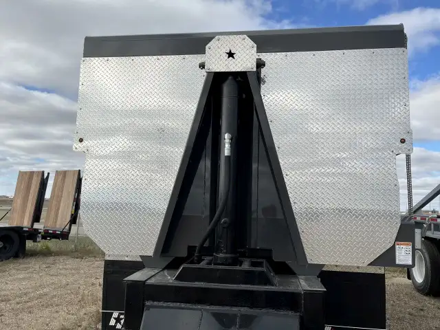 2026 NEUSTAR Tridem Pup Trailer in Heavy Trucks in Regina - Image 7