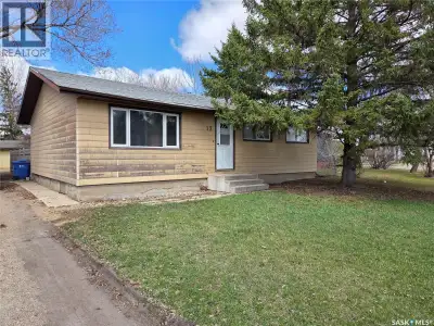 Check out this great property in Carlyle offering affordable living and the perfect opportunity for...