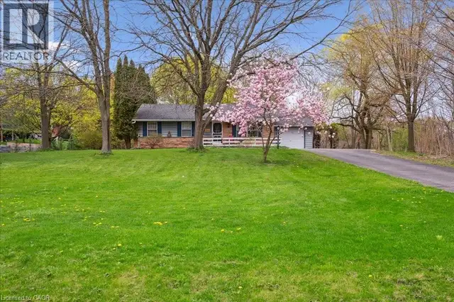 39 BANNOCKBURN Road Kitchener, Ontario in Land for Sale in Kitchener / Waterloo - Image 3
