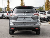 No Accidents - Panoramic Sunroof - 360 Backup Camera - Blindspot Monitoring This 2016 Nissan Rogue S... (image 6)