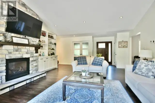 5 GERUS ROAD Tiny, Ontario in Houses for Sale in Barrie - Image 5