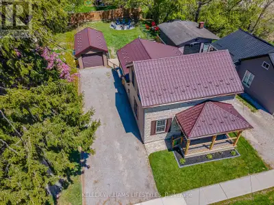Welcome to 150 Mill Street in Parkhill. This cute, tastefully decorated, and move-in ready 2+1 bedro...