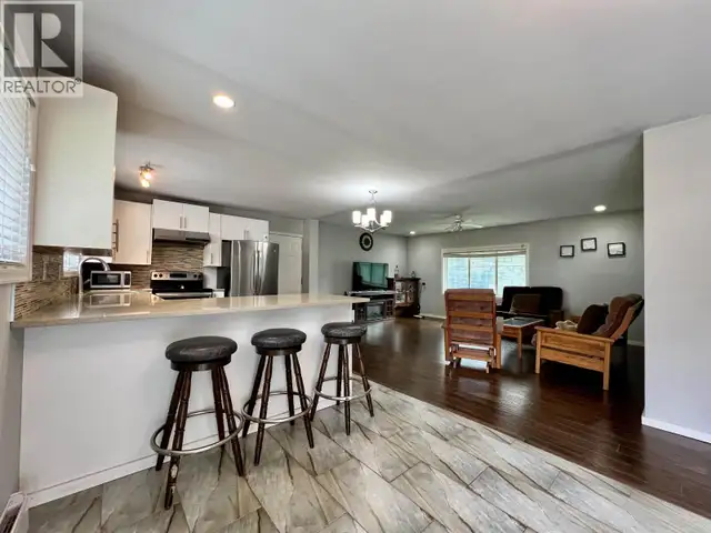 897-899 SUMMIT AVENUE Prince Rupert, British Columbia in Houses for Sale in Prince Rupert - Image 3