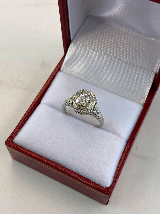 Vintage 18K Gold & Mine Cut Diamond Ring - 0.33TCW in Jewellery & Watches in City of Toronto - Image 2
