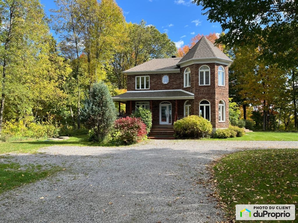 $1,095,000 - 2 Storey for sale in Neuville — photo 2