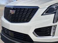 | Bose Performance Series 14-Speaker Audio | Hands-Free Power Liftgate | UltraView Panoramic Sunroof... (image 2)