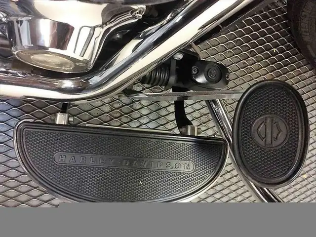 2011 Harley-Davidson FLSTC Heritage Softail Classic in Street, Cruisers & Choppers in City of Toronto - Image 23