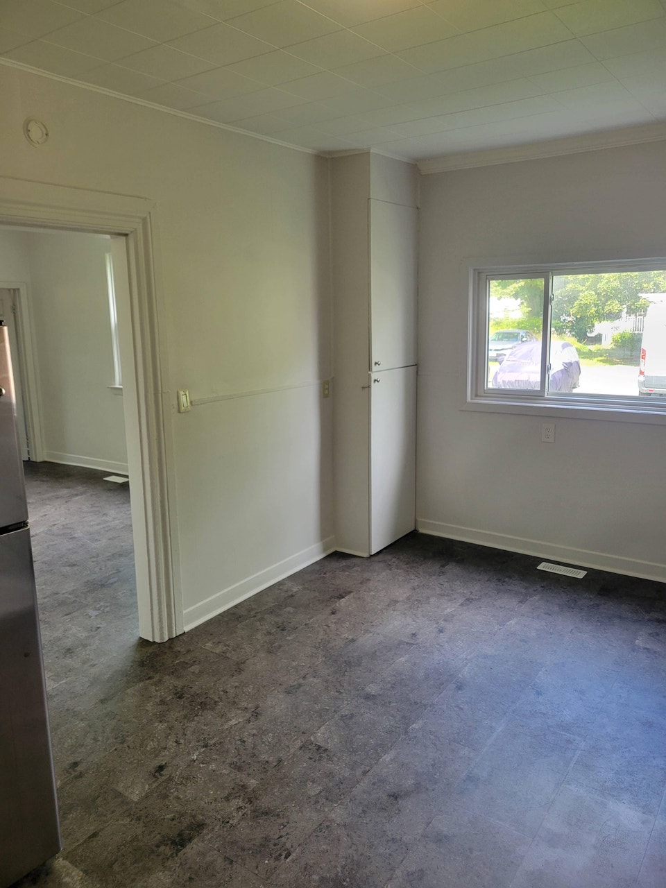 Available now - Beautiful 2 Bedroom- Prescott 3