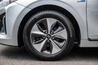 Hyundai Ioniq * Carplay * Climatisation * Bas kilo * Financement disponible * Venez vous inspirer de... (image 8)