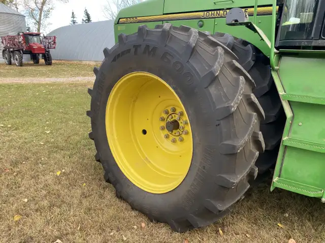 1993 John Deere 4WD Tractor 8770 in Farming Equipment in Edmonton - Image 25