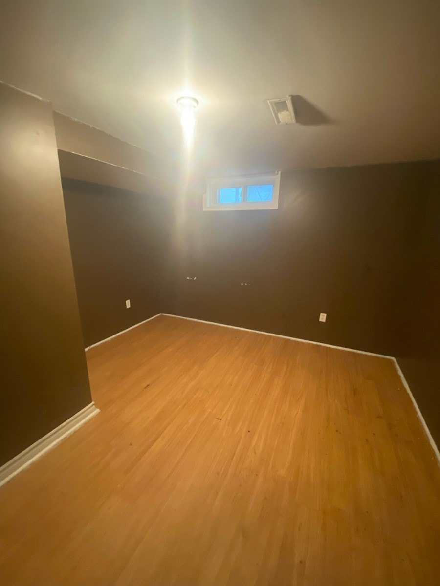 Spacious Student Bedroom Available on Hazel St! (Room 4) 3
