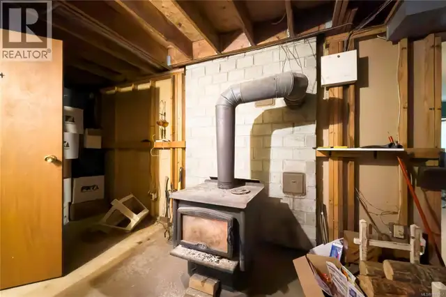 9571 Gleadle Rd Black Creek, British Columbia in Houses for Sale in Comox / Courtenay / Cumberland - Image 21