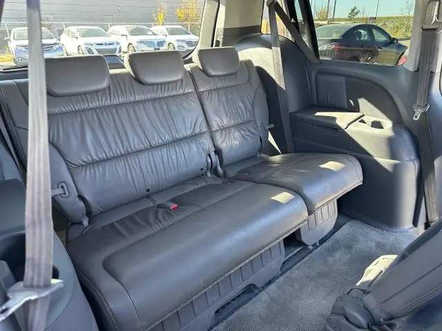 2005 Honda Odyssey EX-L: Leather*Sunroof* in Cars & Trucks in Calgary - Image 10