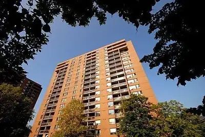 2 BEDROOM - $1749 -SEPTEMBER 1ST!