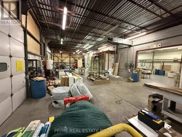 FRONT - 312 SOVEREIGN ROAD London East (East J), Ontario in Commercial & Office Space for Rent in London - Image 16