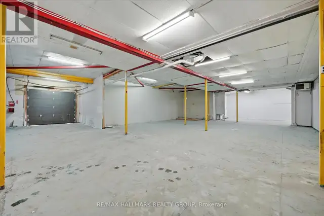 2 - 1215 RAINBOW STREET Ottawa, Ontario in Commercial & Office Space for Rent in Ottawa - Image 13