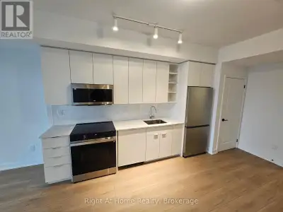 Welcome to this brand new 1 bedroom 1 bath situated in the heart of downtown Burlington. This bright...