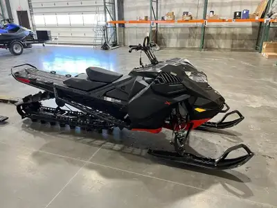 APPLY NOW: https://www.ridecollective.ca/get-pre-approved 2022 SKIDOO SUMMIT X 165 850T 850cc Turbo...