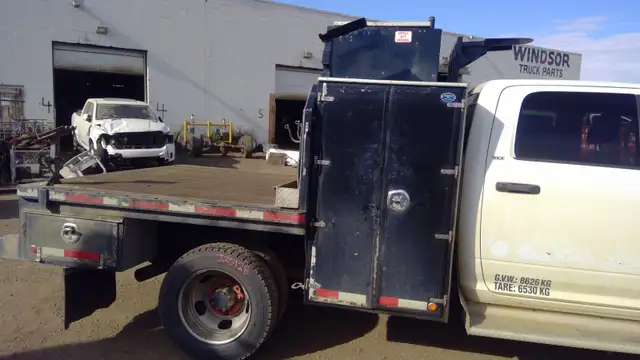 WELDING DECK WITH BUILT IN TOOL BOX CABINET64230804890243123