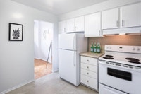Overlooking the Rideau River in Ottawa South, Kingsview Apartments offers bright and spacious suites... (image 6)
