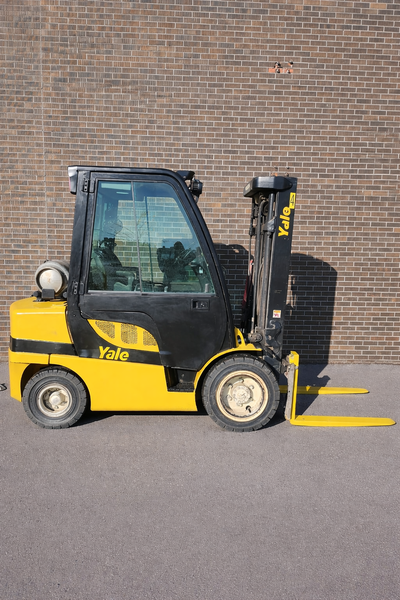 Keywords: Yale forklift, outdoor forklift, propane forklift, 6,000 lbs capacity, 3-stage mast, forkl...