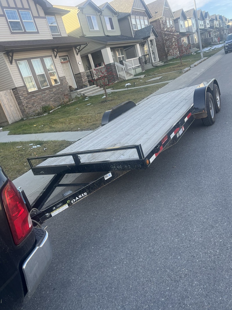 OASIS 18ft Car hauler trailer tandem axle with 6000lb winch Cargo