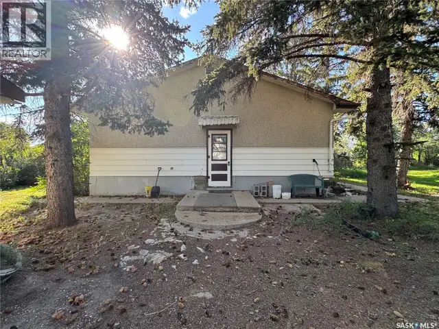 38 Kasper CRESCENT Assiniboia, Saskatchewan in Houses for Sale in Moose Jaw - Image 3