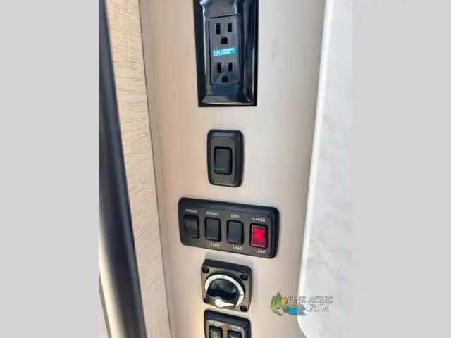 2025 Thor Motor Coach Four Winds Sprinter 24LV - Diesel in RVs & Motorhomes in Moncton - Image 54