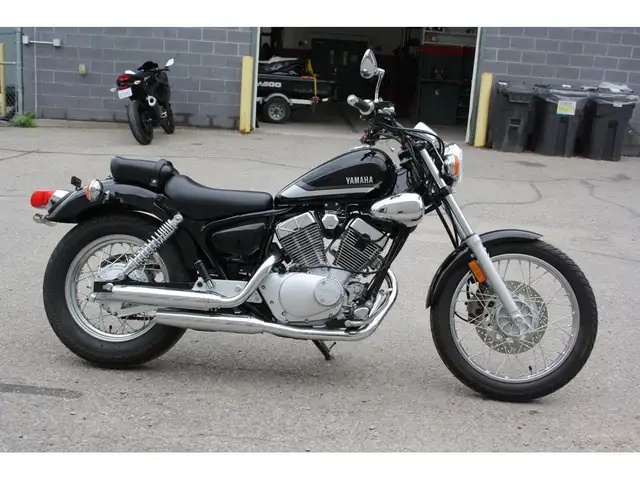 2023 Yamaha V-Star 250 LIKE NEW ENTRY LEVEL CRUISER in Street, Cruisers & Choppers in Guelph - Image 6