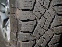 Pre-Owned 2020 Toyota Tacoma TRD Off-Road Double Cab 4x4 Proven Reliability, Trail-Ready Performance... (image 8)