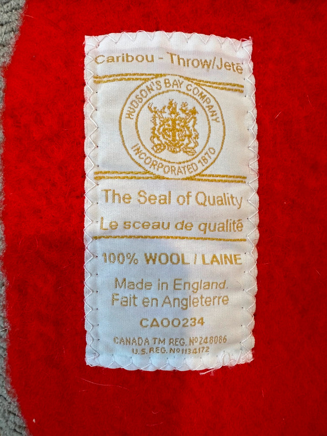 Hudson’s Bay Caribou Throw – 100% Wool | Made in England in Arts & Collectibles in Thunder Bay - Image 4