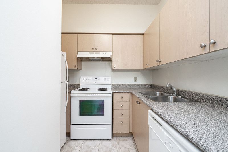 One bedroom, Weston and Eglinton West ID 1157 Long Term Rentals