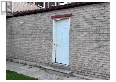 16 MEADOW BUSH COURT Brampton (Central Park), Ontario