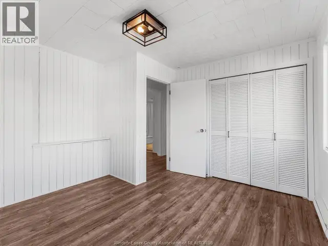 13050 RIVERSIDE DRIVE East Tecumseh, Ontario in Houses for Sale in Windsor Region - Image 32