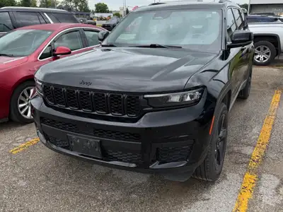 One Owner, Grand Cherokee L Altitude, P/Sunroof, Appearance Pkg, 3.6L, Leather Heated P/Seats, 3rd R...